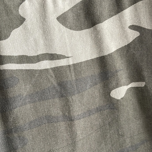 Express Army Print Button-Up - Picture 5 of 6